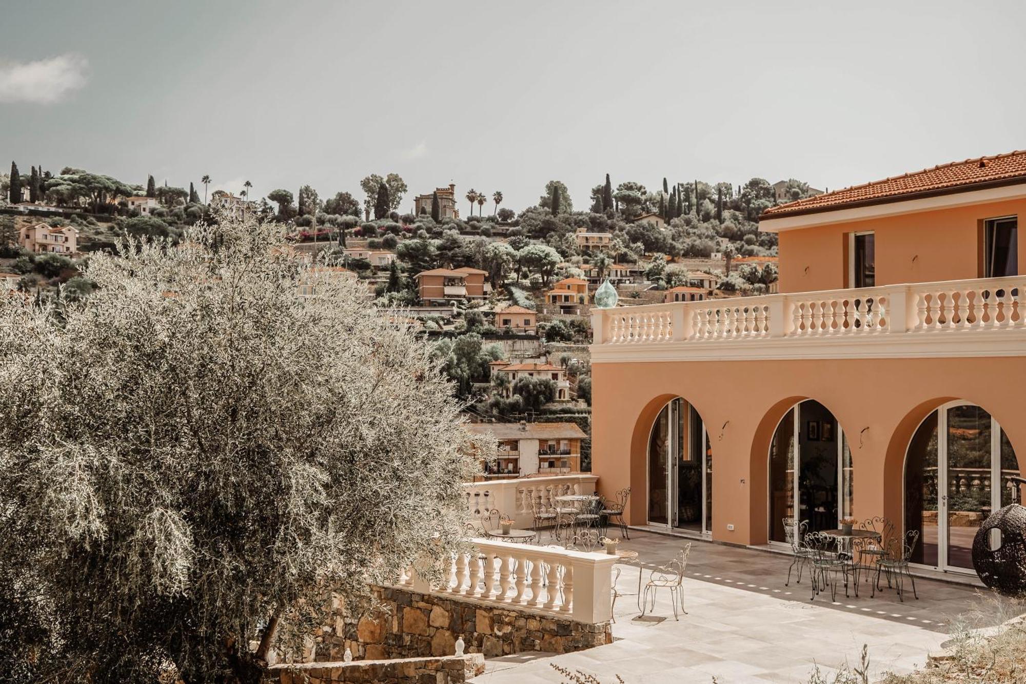 Residenza Villa Genua Bordighera Esterno foto